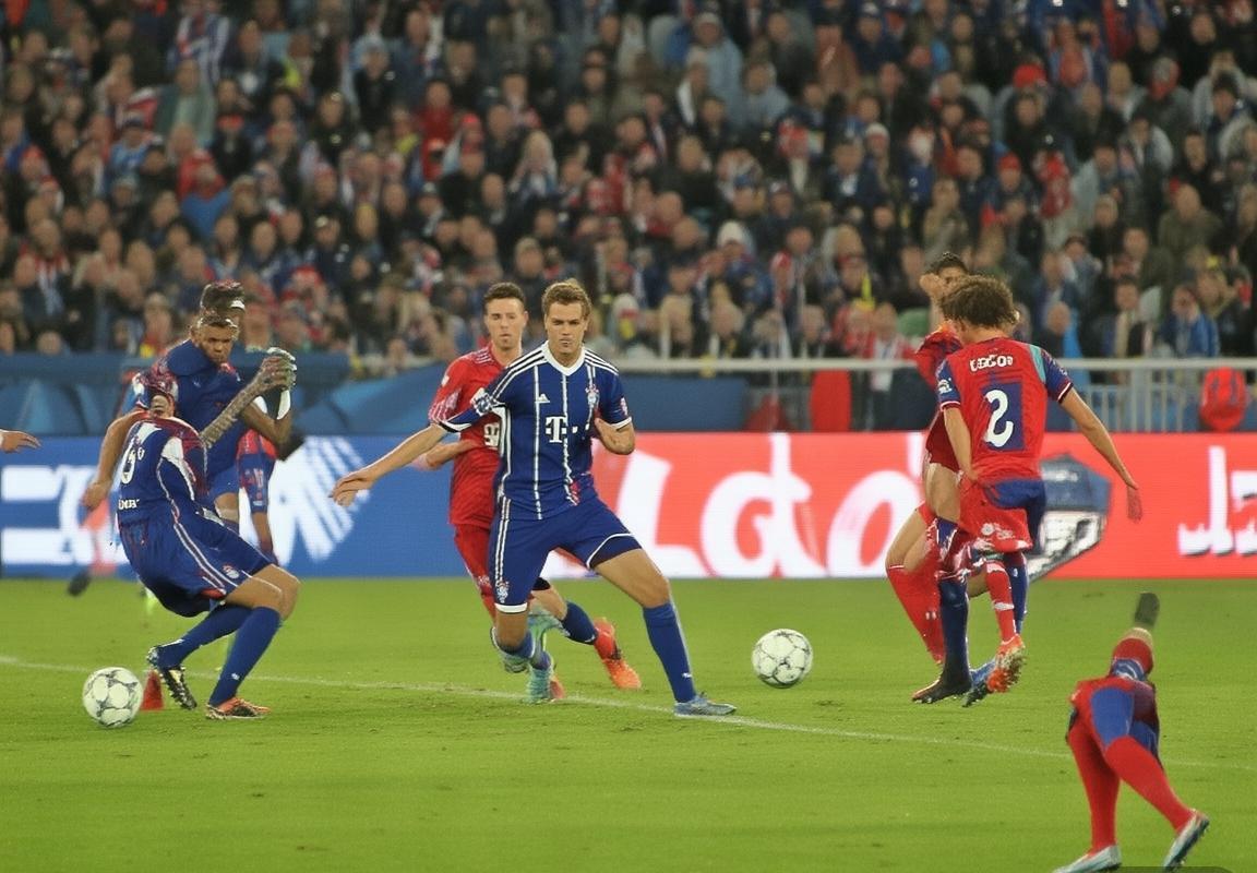 拜仁慕尼黑VS火车头：欧战小组赛巅峰对决前瞻(图2)